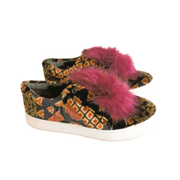 Sam Edelman Leya Pom Pom Shoes 7.5 M  Boho Velvet Platform Slip on Sneaker - Picture 1 of 9